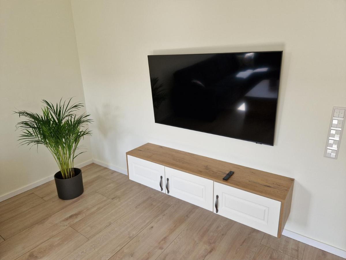 Apartment Nahe Meyer Werft In Ostfriesland Mit Kueche & Netflix Westoverledingen Екстер'єр фото