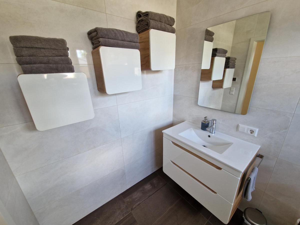 Apartment Nahe Meyer Werft In Ostfriesland Mit Kueche & Netflix Westoverledingen Екстер'єр фото